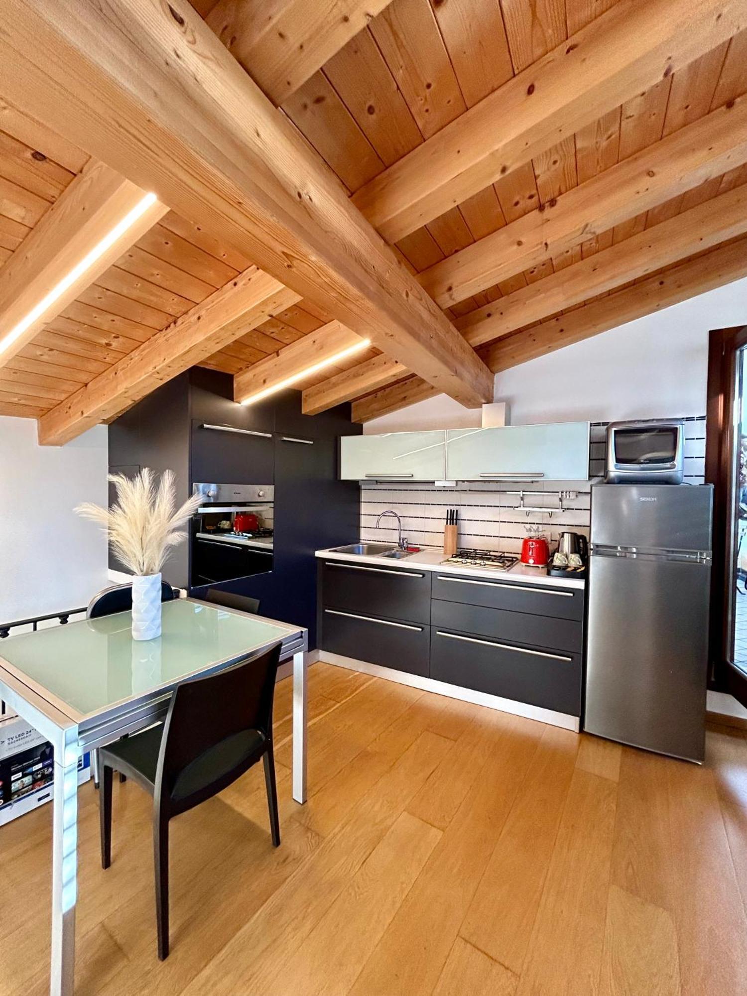 Apartamento La Terrazza Sul Tetto Arco Exterior foto